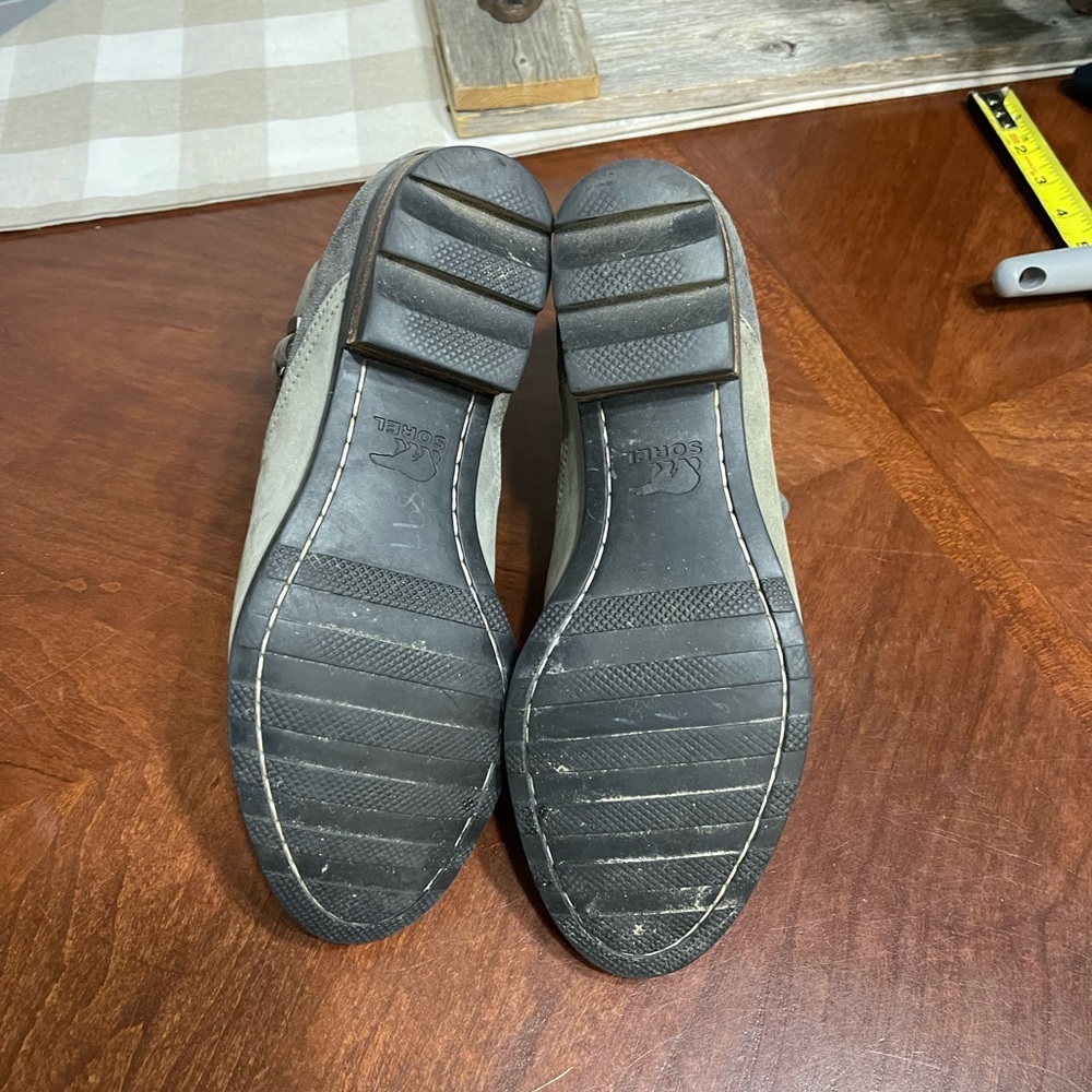 Sorel Lolla waterproof Bootie ankle boots - Picture 9 of 11